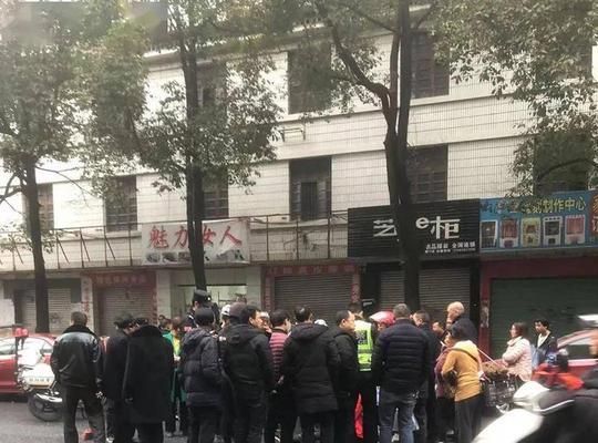 如何帮助你的杜宾犬摆脱摇头晃脑（宠物健康细节注意，降低杜宾犬摇头晃脑的发生率）