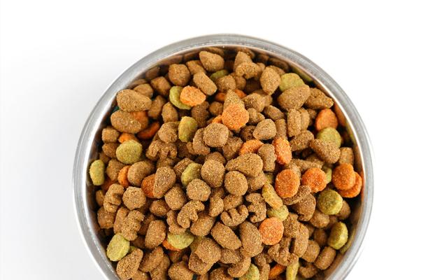 京巴犬的理想狗粮选择（为您的京巴犬提供均衡的饮食）