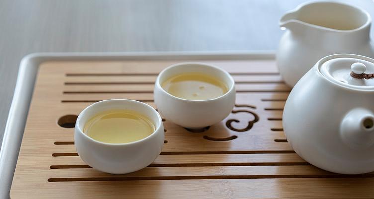 如何在网上购买理想的茶杯（探索适合购买茶杯的网站和）